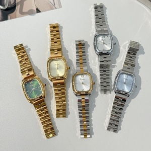 <span class=keywords><strong>Montre</strong></span> à quartz pour <span class=keywords><strong>femme</strong></span> Scottie A9726B, très vendue, bracelet en cuir, boîtier en alliage <span class=keywords><strong>étanche</strong></span>, verre cristal, nouvelle <span class=keywords><strong>montre</strong></span> pour <span class=keywords><strong>femme</strong></span>. - Product Image 6
