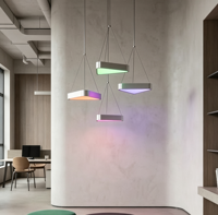 Lampu Gantung LED Akustik Segitiga Tunggal Perak Modern RGB Hijau untuk Kantor Studio