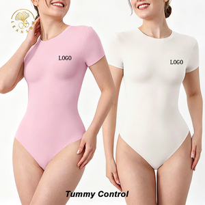 Body de nailon y elastano de manga corta con cuello redondo para mujer, talla grande, con cierre tipo tanga - Product Image 1