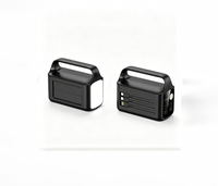 Pack de charge solaire haute capacité 40000 mAh avec câbles intégrés, poignée portable et lampe de camping