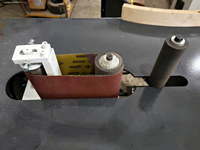 Ponceuse à bois courbée de forme verticale facile à utiliser pour le travail du bois