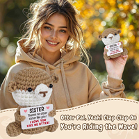 Peluche Otter au crochet tricotée à la main, adorable et positive, avec la citation « I Love You », idéale pour les cadeaux et la décoration
