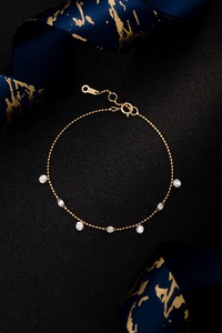 Bracelet classique en or blanc massif 18 carats avec diamant de laboratoire taille cœur 0,87 ct et maillons de chaîne |   Chaîne avec diamant de laboratoire taille cœur - Product Image 3