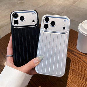 Funda Magnética Original para iPhone 17 16 15 Pro Max, Diseño a Rayas, Corrugada, con Parte Trasera Sólida - Product Image 1