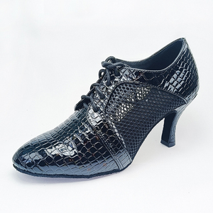 Nuove Scarpe da Ballo Latino <span class=keywords><strong>in</strong></span> PU e Rete per Donna, <span class=keywords><strong>Tacco</strong></span> Alto 7,5 cm, Scarpe da Ballo da Sala <span class=keywords><strong>con</strong></span> Suola Morbida, Scarpe da Danza Moderna per Ragazze - Product Image 1