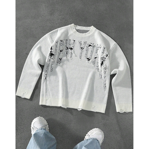 <span class=keywords><strong>Pull</strong></span> en tricot <span class=keywords><strong>blanc</strong></span> pour homme style grunge urbain avec lettres effilochées et design vieilli, coupe oversize décontractée pour l'automne - Product Image 1