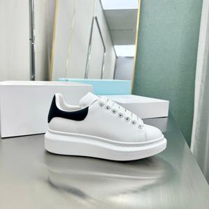 Chaussures de sport originales de haute qualité à plateforme haute et à lacets, chaussures de marche décontractées pour hommes et femmes augmentant la taille - Product Image 1