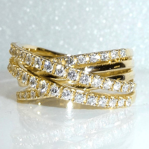Anello a strati con cristalli incrociati per donna, accessorio minimalista ed elegante per l'uso quotidiano - Product Image 1