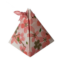 Luxuriöse Sechseckige Pyramidenförmige Marmor-Hochzeitsgeschenkbox Maßgefertigte Süßigkeiten- und Schokoladen-Aufbewahrungsbox mit Folie für Lebensmittel und Geschenke