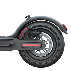 <span class=keywords><strong>Monopattino</strong></span> <span class=keywords><strong>Elettrico</strong></span> da Magazzino USA/UE 36V Pieghevole 30km di <span class=keywords><strong>Autonomia</strong></span> per Adulti 25km/h E-Scooter con Pneumatici da 8.5 Pollici e APP - Product Image 4