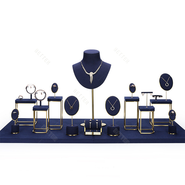 Professional Jewelry Display Stand Luxury Jewelry Display Props Custom Jewelry Stand Display Set
