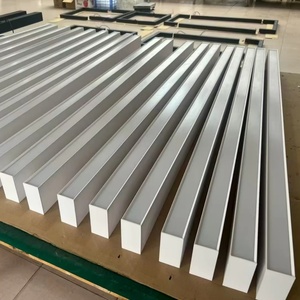 Lámpara Colgante LED Lineal de Emergencia, Impermeable IP65, con Atenuación Dali - Product Image 2