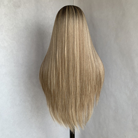 Perruques synthétiques frontales en dentelle transparente 13x4, cheveux raides longs marron mélangé, résistantes à la chaleur, avec ligne de cheveux naturelle pour femmes