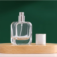 Flacon de parfum vide rechargeable en verre transparent plat de 30 ml avec capuchon pulvérisateur argenté estampé or, logo YM personnalisé, emballage de luxe
