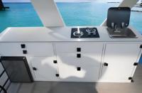 Bateau à ponton électrique Kinlife 10 places avec moteur électrique, panneau solaire, cuisine, toilettes et canapé confortable pour la pêche en famille