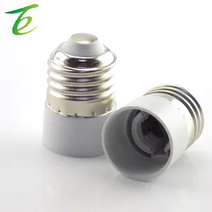 1PCS E27 per E14 Lampada Della Lampadina Del Supporto Del Convertitore Spina Maschio A Prova di Fuoco CFL Presa di Luce Base Adapter Converte di Conversione per mais Candela