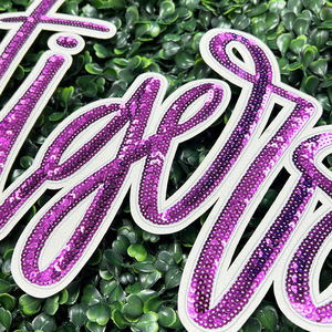 デザイナーパッチ服アルファベットカスタム刺繍文字スパンコールパッチ - Product Image 3