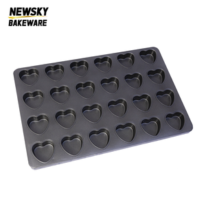 Stampo Antiaderente per 24 Cuori, Nero, per Muffin, Cupcake, Pane, Teglia da Forno per <span class=keywords><strong>Pasticceria</strong></span>, Caffetteria, Negozio di Dolci - Product Image 6