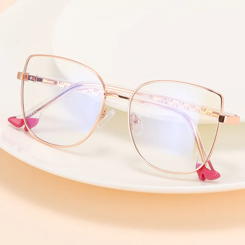 82025 Luxury Decorative Women Anti Blue Transparent Computer Glasses Frame Cat Eye Eyewear Blocking Glasses Optical Eyeglass