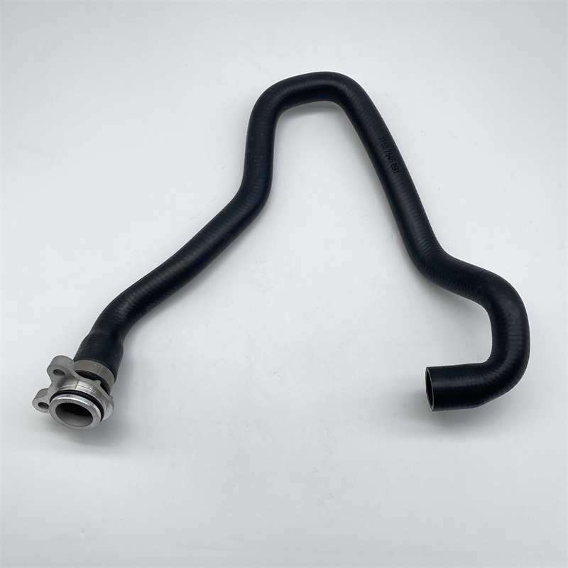 kitty様⑨⓪ BERSHKA NWT SS25 Hello Kitty skater trainers WHITE sneakers