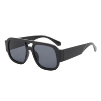 Kacamata Hitam Bingkai Persegi Gaya Retro Instagram Eropa Amerika, Perlindungan UV400, Double-Beam, Personalisasi, Unisex