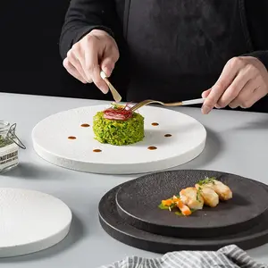 Western Style Kitchen Porcelain Dinnerware Round Shape Matte Black White Tray Ceramic Tableware Dish Steak Plate Flat Plate