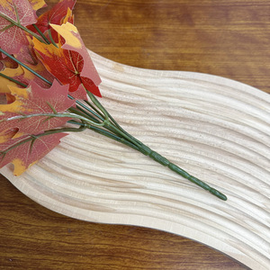 Ramo de Hojas de Arce Rojo Artificial de 30 cm, Flor de Seda de Alta Simulación, Decoración Otoñal para el Hogar, Accesorios para Bodas - Product Image 4
