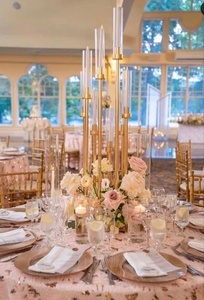 Candelabro Moderno de Metal Dorado y Vidrio de 8 Brazos, Centro de Mesa Decorativo para Bodas y Eventos, Simpson SPS-12 H 126cm - Product Image 3