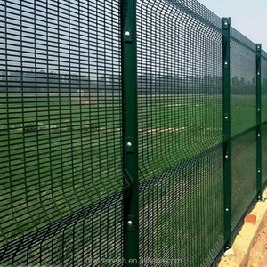 Recinzione di Sicurezza Aeroportuale a Y 358mesh, Barriera Perimetrale ad Alta Sicurezza in Ferro Verniciato a Polvere per Binari Ferroviari - Product Image 4