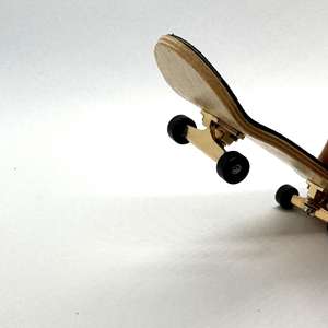 Personnalisée Vente en gros Mini conception UV impression alliage camions touche Skateboard Mini <span class=keywords><strong>Finger</strong></span> <span class=keywords><strong>Skate</strong></span> Board avec porte-clés - Product Image 6