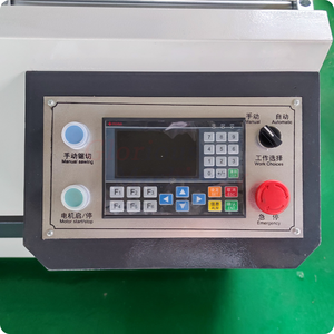Machine à découper les profilés d'angle en aluminium, <span class=keywords><strong>PVC</strong></span>, UPVC pour la fabrication de fenêtres – Composants essentiels : Moteur, PLC, Construction - Product Image 2