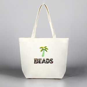 Sacs fourre-tout <span class=keywords><strong>en</strong></span> <span class=keywords><strong>toile</strong></span> brodés de perles personnalisables |   Initiales brodées personnalisées avec perles |   Sacs <span class=keywords><strong>en</strong></span> <span class=keywords><strong>toile</strong></span> personnalisés de couleur unie - Product Image 2