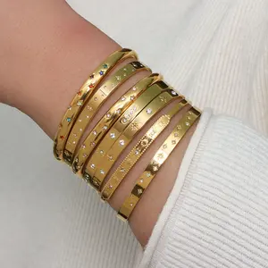 Wholesale Custom Fashion Jewelry 18K Gold Stainless Steel Round Edge Pentagram Colored Zircon Open Cuff Bracelet Bangles Women