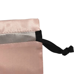 Petits sacs à cordon personnalisés en satin de soie doux pour lingerie, masques pour les yeux, emballages de cheveux et cadeaux - Product Image 6