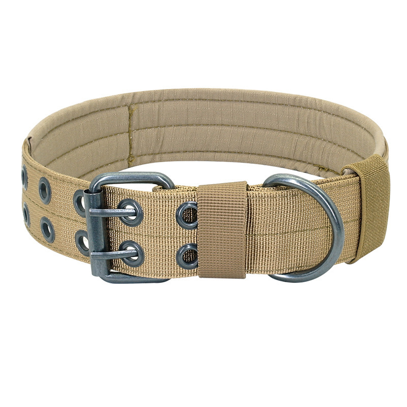Khaki-collar with holes