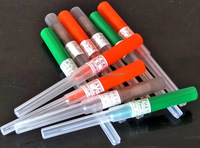 Sécurité I.V. Cannule avec site d'injection et ailettes - Cathéter veineux périphérique stérile - Prévient les blessures causées par une piqûre d'aiguille - 14G-26G