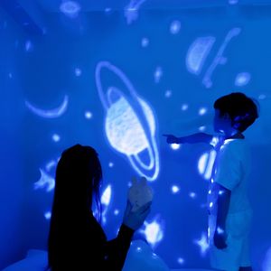 Música giratória Starry Mini Projetor <span class=keywords><strong>Night</strong></span> <span class=keywords><strong>Light</strong></span> Kids Crianças Lâmpada Projeção Led Table Sky Mini Projetor Lâmpada - Product Image 4