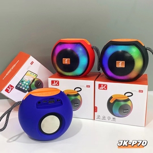 NUEVO Altavoz Inalámbrico Bt RGB <span class=keywords><strong>de</strong></span> Alta <span class=keywords><strong>Calidad</strong></span> y Precio Accesible JK-P70 con Bajos Potentes y Luz LED, Altavoz Pequeño para Exteriores con Soporte para Teléfono - Product Image 6