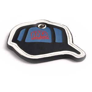 Placa de Identificación Personalizada de Cuero PU Portátil Irregular con Logotipo Azul - Product Image 3