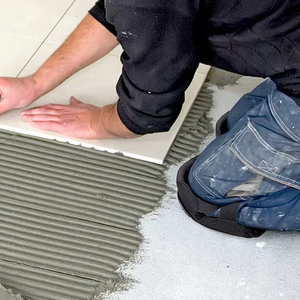 Genouillères professionnelles robustes avec ressorts, en EVA et silicone, pour le jardinage et la construction - Protection imperméable et antidérapante - Product Image 5