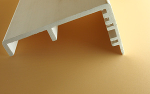 Profils d'extrusion en plastique en forme de L personnalisés, écologiques et durables pour les hôtels, les hôpitaux et les commerces - Product Image 3