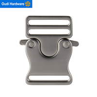 Boucles à clip en alliage de zinc personnalisées pour laisses d'animaux et la réglage de vêtements/ceintures/sacs – Matériau métallique
