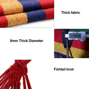 Hamac de Jardin Portable et Durable en Toile Rayée pour l'Extérieur, Idéal pour la Randonnée, le Camping et les Voyages - Product Image 3