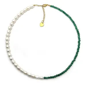 Vente en gros de pierres précieuses de jade vert faites à la main, collier de perles d'eau douce naturelles en acier inoxydable plaqué or 18 carats