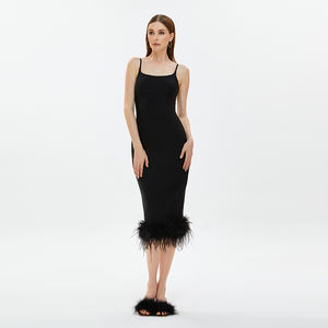 2024 OEM donna senza maniche da donna abito MIDI con finiture in piuma in Crepe senza spalline con spacco posteriore abiti bordati di piume da donna rosa Bustier <span class=keywords><strong>Dre</strong></span> - Product Image 4