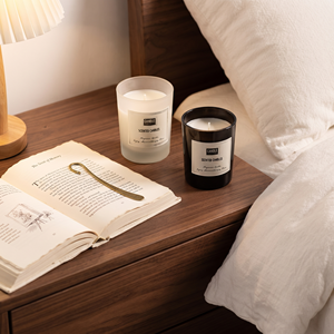 Vela Perfumada de Alta Calidad, Regalo Perfecto, Vela con Aroma a Ternera Ártica, Vela Cítrica con Empaque Ecológico - Product Image 1