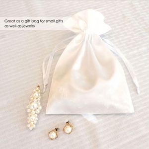 Wholesale Candy Jewelry <b>Dice</b> Collection Wedding Gift Baby Shower Decoration White Satin Drawstring <b>Bags</b> - Product Image 4
