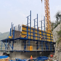 Système de coffrage autoportant hydraulique, cadre en acier durable, gabarit de coffrage pour béton pour la construction en hauteur