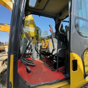 Presque neuf, de haute qualité, excavateur hydraulique sur chenilles Komatsu PC138 de 13 tonnes d'occasion pour projets de construction - Product Image 6