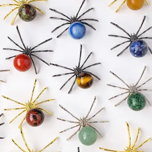 도매 천연 크리스탈 볼 거미 장식품 수제 합금 거미 할로윈 장식 공예